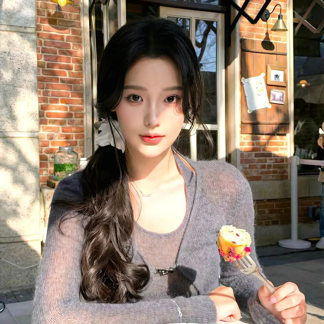 巨蛇闯女校
